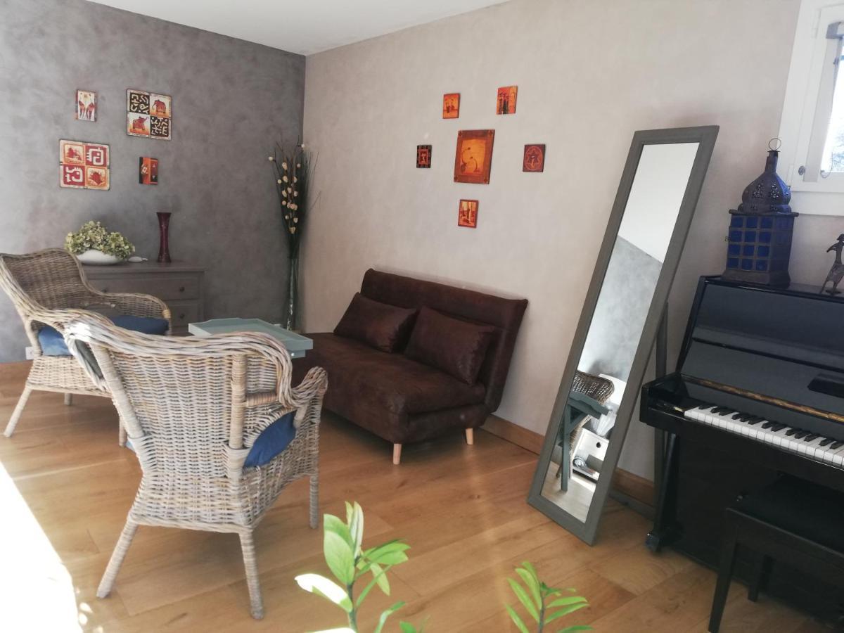 La Goutadou Bed & Breakfast Cabannes Bagian luar foto