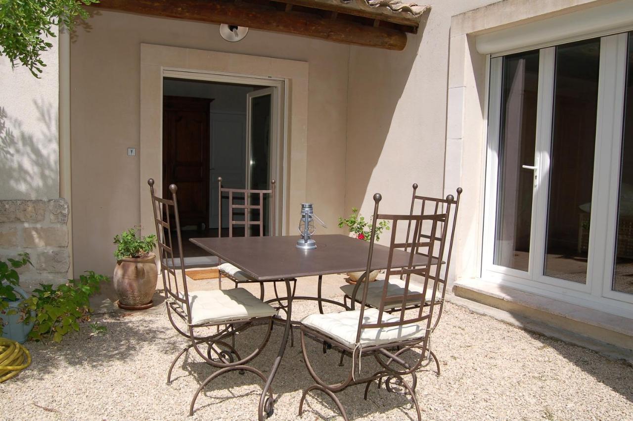 La Goutadou Bed & Breakfast Cabannes Bagian luar foto