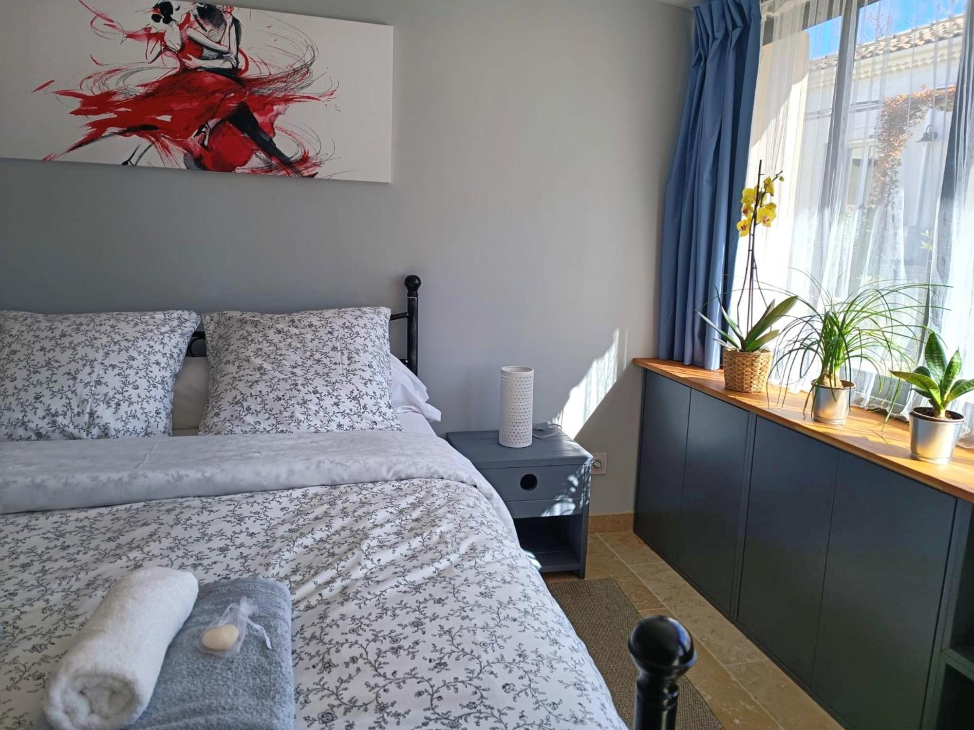 La Goutadou Bed & Breakfast Cabannes Bagian luar foto